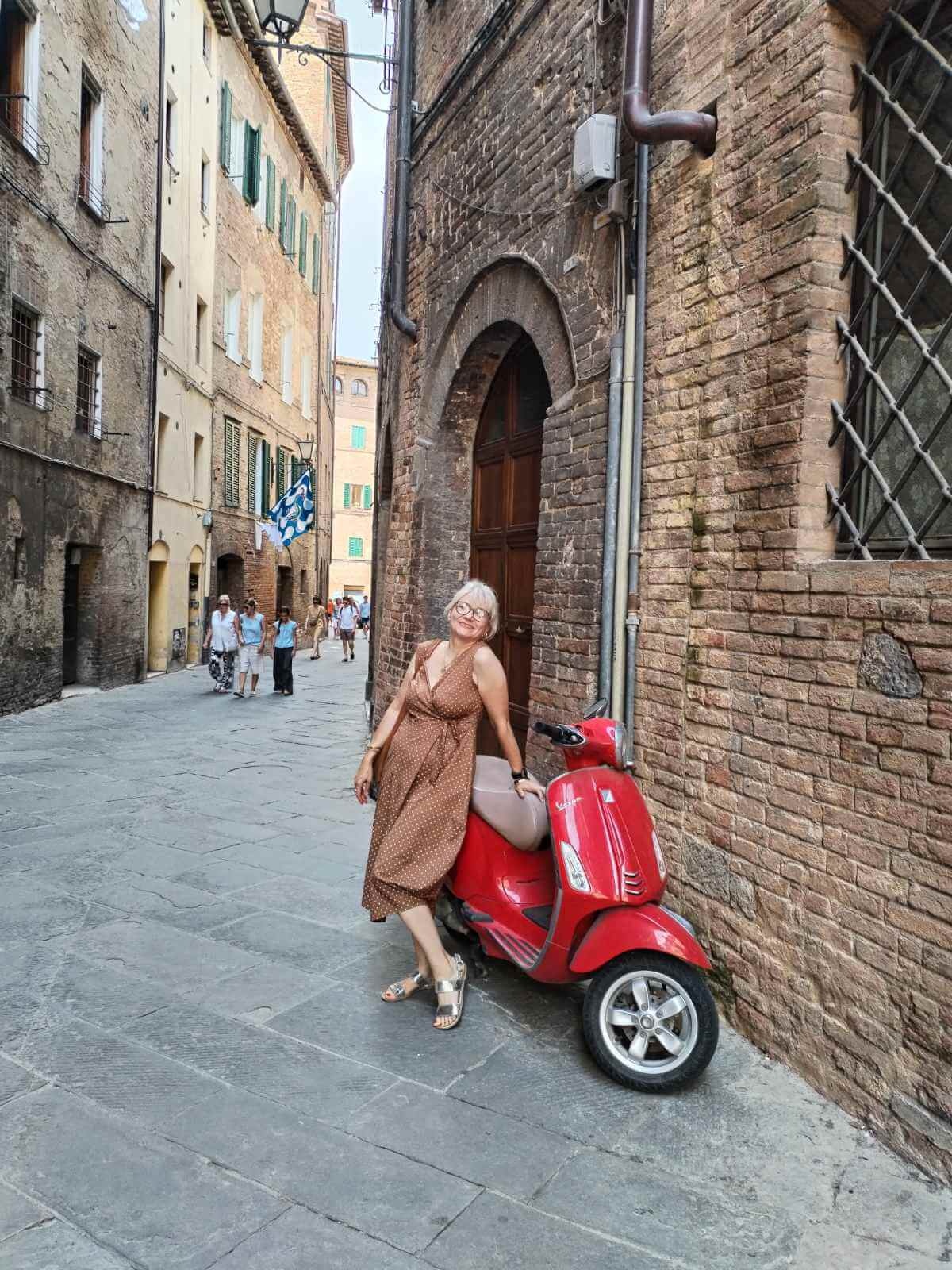 IMG-3f16f014db41d5361974a2cb545d155a-V